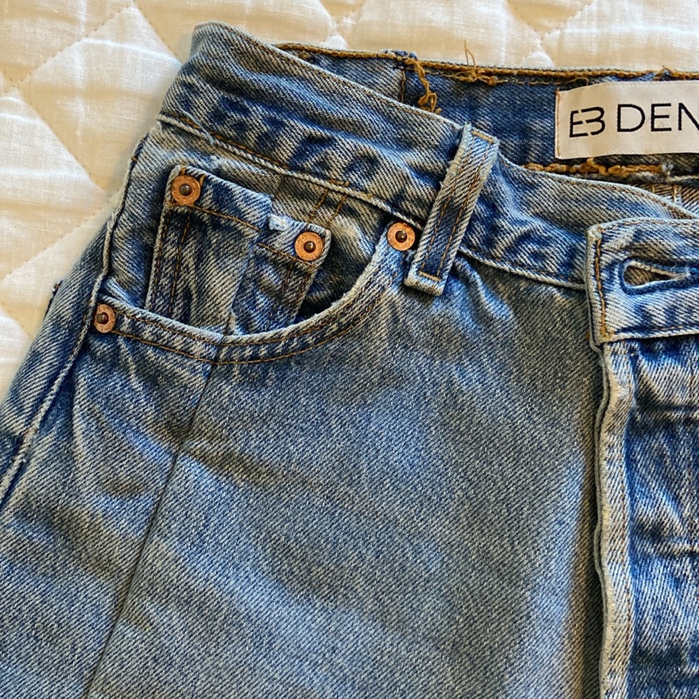 EB DENIM vintage Levi’s jeans - unraveled jeans (as seen on Hailey Bieber) - Picture 9 of 15